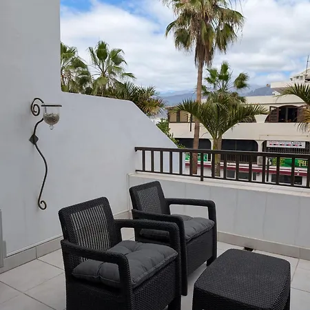 Elegance Duplex Parque Santiago2 Apartamento *